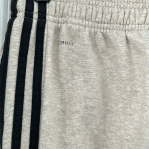 Adidas sweatpant joggers - Picture 10 of 10